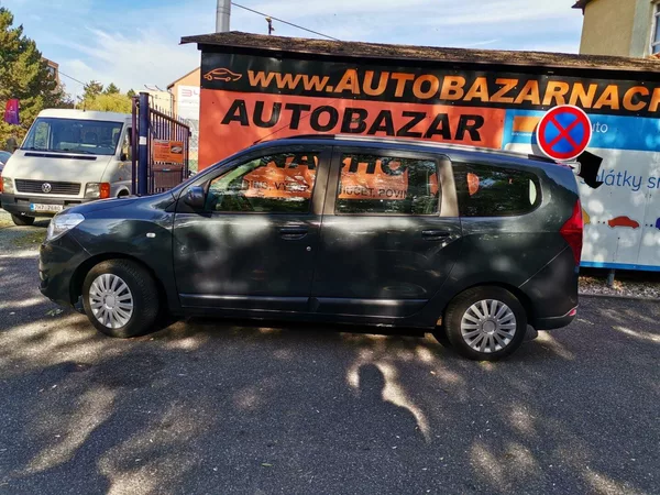 Dacia Lodgy 1.6i 75kw Kamera Tažné Klima - foto 2