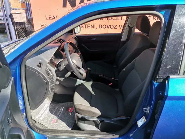 Škoda Fabia 1.0TSi 70kw Klima ČR - foto 10