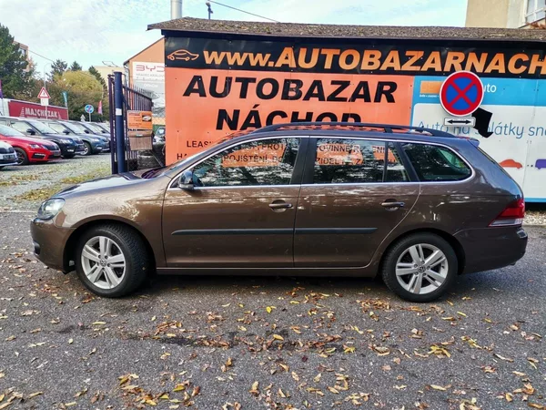 Volkswagen Golf 1.4TSi 90kw Temp AC PDC Tažné - foto 2