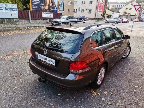 Volkswagen Golf 1.4TSi 90kw Temp AC PDC Tažné - foto 25