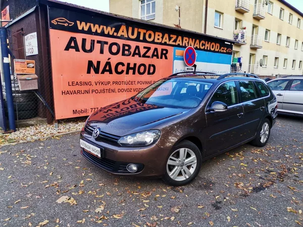 Volkswagen Golf 1.4TSi 90kw Temp AC PDC Tažné - foto 27