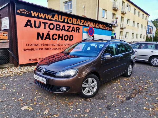 Volkswagen Golf 1.4TSi 90kw Temp AC PDC Tažné - foto 8