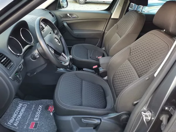 Škoda Yeti 1.4TSi 92kw XEN PDC NAVI - foto 10
