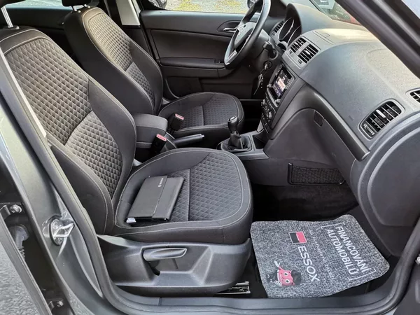 Škoda Yeti 1.4TSi 92kw XEN PDC NAVI - foto 14