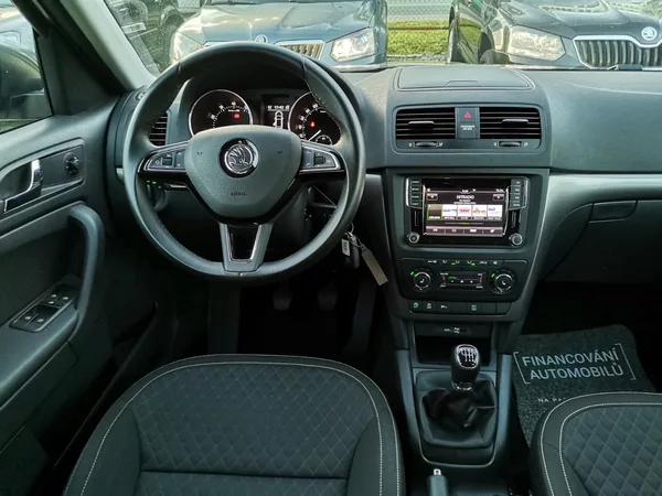 Škoda Yeti 1.4TSi 92kw XEN PDC NAVI - foto 21