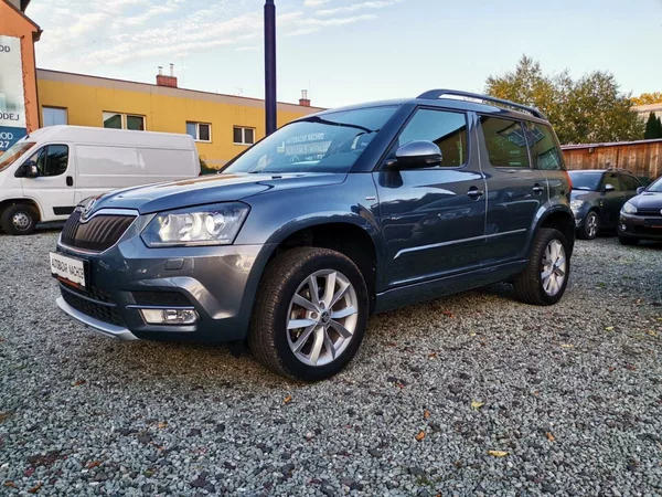 Škoda Yeti 1.4TSi 92kw XEN PDC NAVI - foto 8