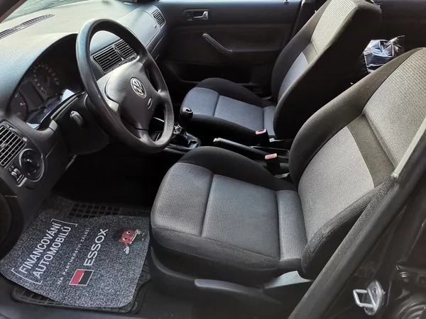 Volkswagen Golf 1.6i 77kw Klima ESP 5dv. - foto 10