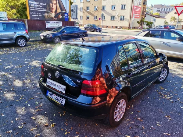 Volkswagen Golf 1.6i 77kw Klima ESP 5dv. - foto 25