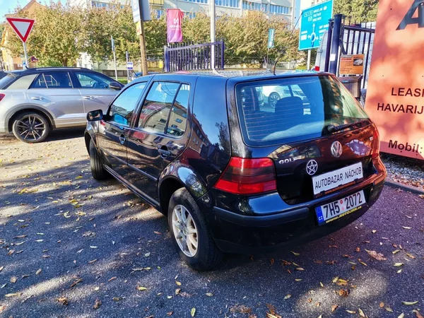 Volkswagen Golf 1.6i 77kw Klima ESP 5dv. - foto 3