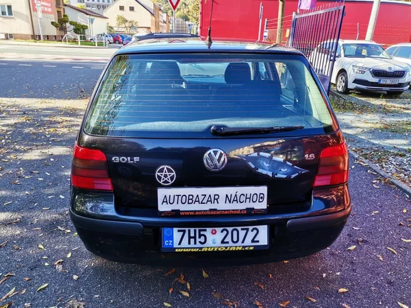Volkswagen Golf 1.6i 77kw Klima ESP 5dv. - foto 4