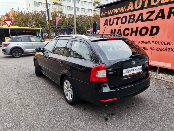 Škoda Octavia 1.4TSi 90kw Elegance PDC - foto 3
