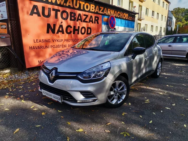 Renault Clio 1.2TCe 87kw AUT Limited PDC - foto 28