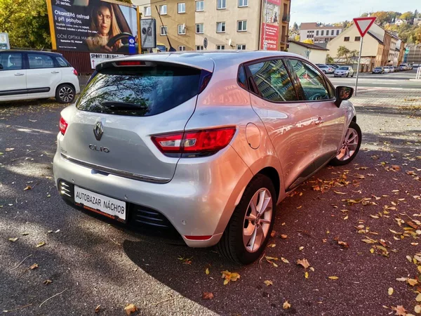 Renault Clio 1.2TCe 87kw AUT Limited PDC - foto 5