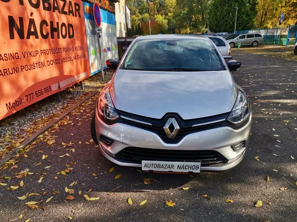Renault Clio 1.2TCe 87kw AUT Limited PDC - foto 7