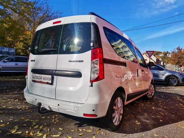 Dacia Dokker 1.6i 75kw Klima NAVI Tažné - foto 5