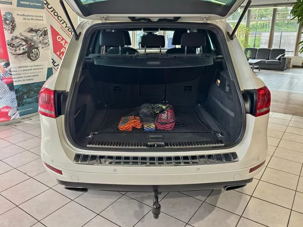 Volkswagen Touareg 3.0 TDi 176kW 4x4, 360° KAMERA - foto 12