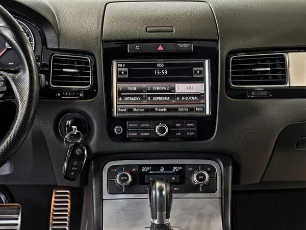 Volkswagen Touareg 3.0 TDi 176kW 4x4, 360° KAMERA - foto 13