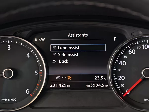 Volkswagen Touareg 3.0 TDi 176kW 4x4, 360° KAMERA - foto 16
