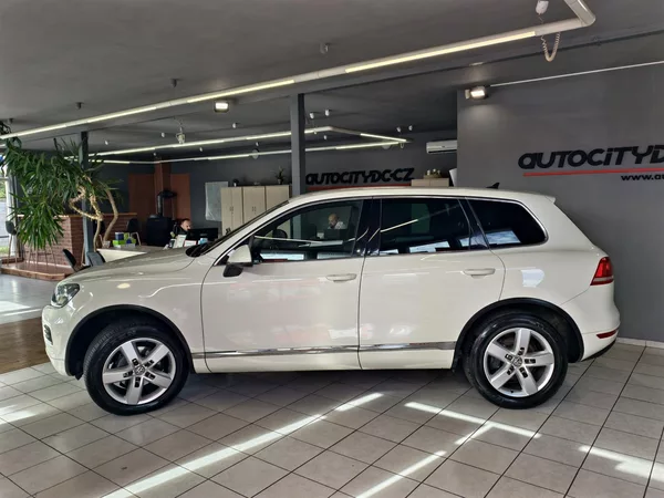 Volkswagen Touareg 3.0 TDi 176kW 4x4, 360° KAMERA - foto 4