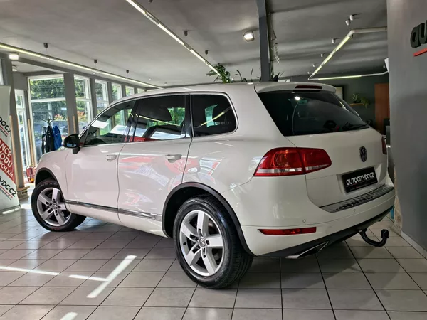 Volkswagen Touareg 3.0 TDi 176kW 4x4, 360° KAMERA - foto 5