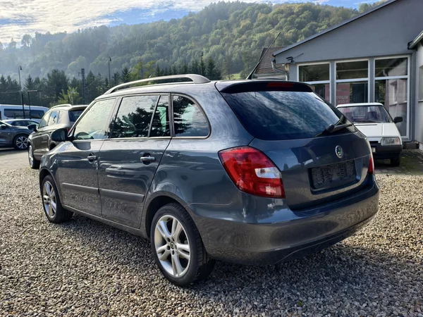 Škoda Fabia KOMBI 1.9 TDi 77kW - foto 6