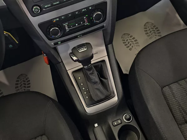 Škoda Octavia 1.4 TSi 90kW DSG PDC, TEMPOMAT - foto 14