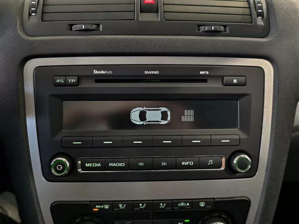 Škoda Octavia 1.4 TSi 90kW DSG PDC, TEMPOMAT - foto 15