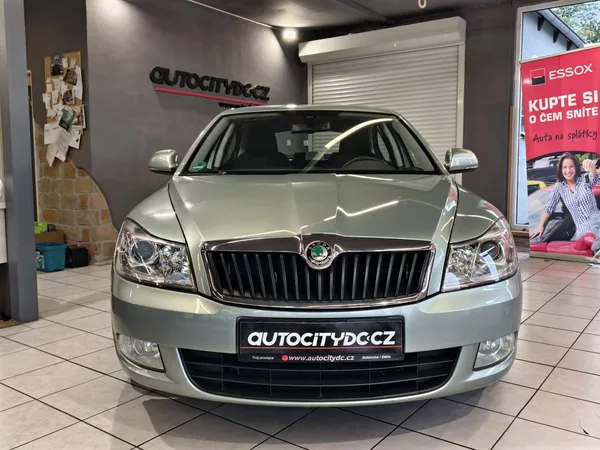 Škoda Octavia 1.4 TSi 90kW DSG PDC, TEMPOMAT - foto 2