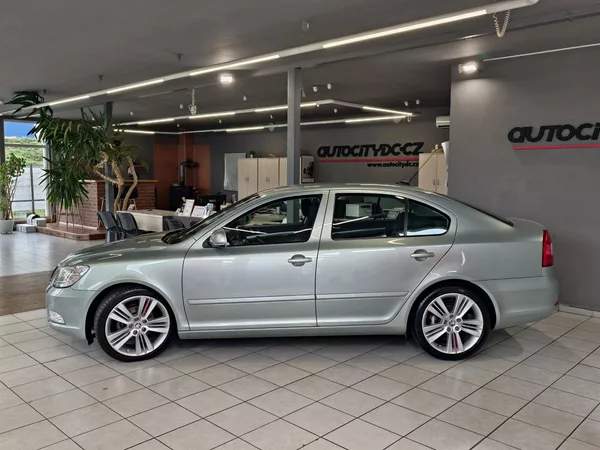Škoda Octavia 1.4 TSi 90kW DSG PDC, TEMPOMAT - foto 4