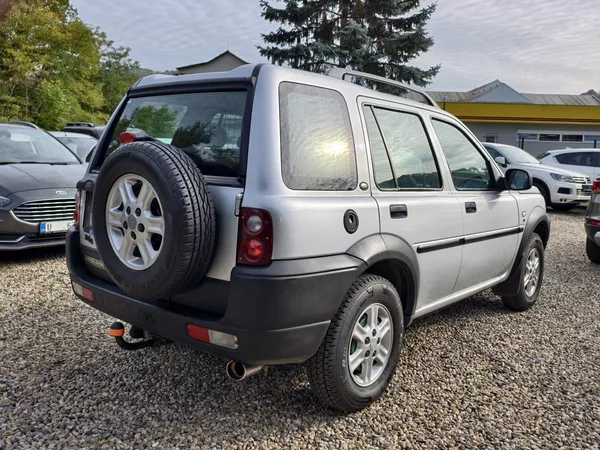 Land Rover Freelander 2.0 TD4 82 kW 4x4 - foto 4