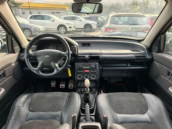Land Rover Freelander 2.0 TD4 82 kW 4x4 - foto 9
