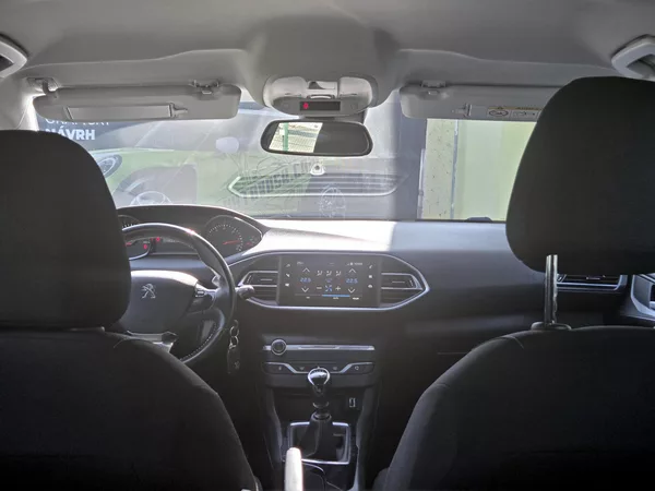Peugeot 308 bHDi ČR, *SERV.KNÍŽKA* - foto 15