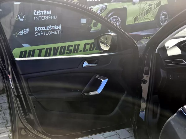 Peugeot 308 bHDi ČR, *SERV.KNÍŽKA* - foto 38