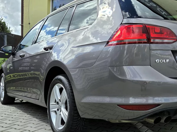 Volkswagen Golf 1,4TSi Highline 92kW, SERV.KN - foto 42