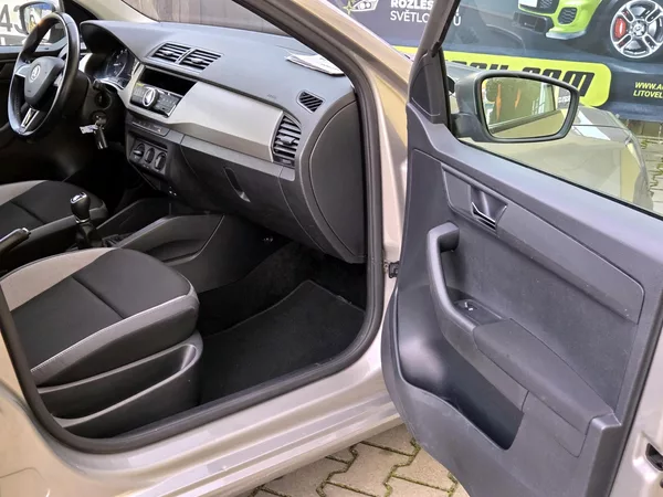 Škoda Fabia PANORAMA,SERV.KNÍŽKA 1.MAJ - foto 21