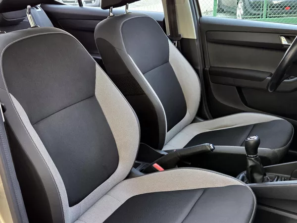 Škoda Fabia PANORAMA,SERV.KNÍŽKA 1.MAJ - foto 23