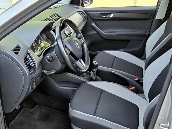 Škoda Fabia PANORAMA,SERV.KNÍŽKA 1.MAJ - foto 25