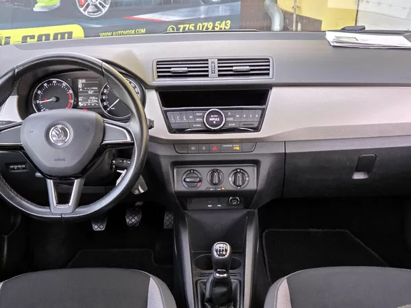 Škoda Fabia PANORAMA,SERV.KNÍŽKA 1.MAJ - foto 29