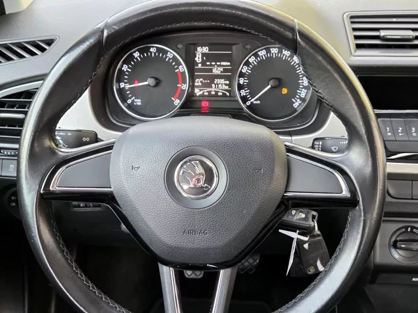 Škoda Fabia PANORAMA,SERV.KNÍŽKA 1.MAJ - foto 34