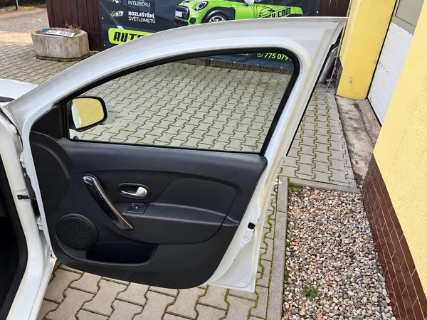 Dacia Sandero 1.0 TCe *LPG*74kW*PŮVOD ČR* - foto 15