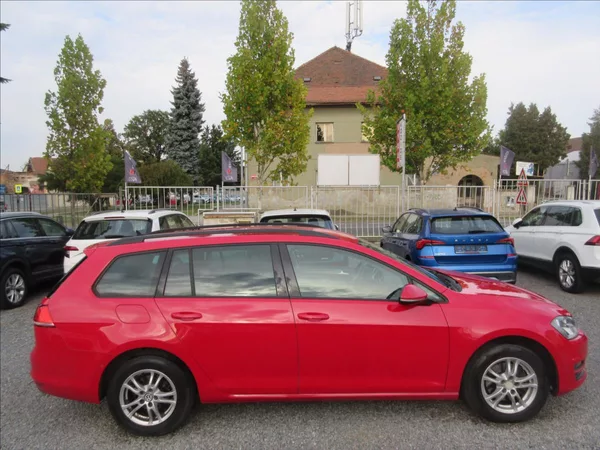 Volkswagen Golf 1,6 TDI Edice Lounge - foto 4