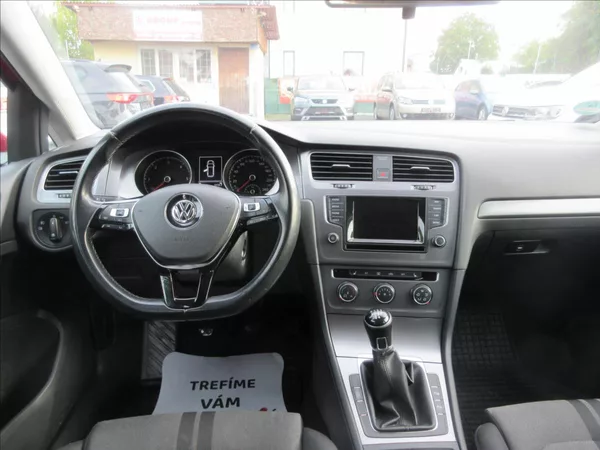 Volkswagen Golf 1,6 TDI Edice Lounge - foto 8