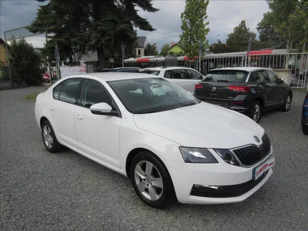 Škoda Octavia 1,6 TDI 85kW - foto 2