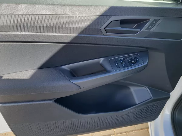 Volkswagen Caddy Trend 1,5 TSI 85KW-nové - foto 6