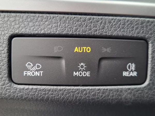 Volkswagen Caddy Life 1,5 TSI 85KW - foto 11