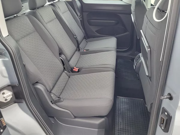 Volkswagen Caddy Life 1,5 TSI 85KW - foto 21