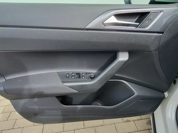 Volkswagen Taigo Love 1,0 TSI 85KW-nové - foto 6