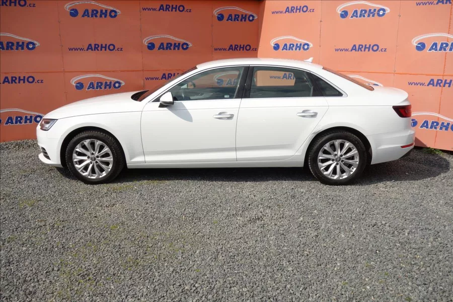 Audi A4 2,0 TDi, ČR, 1 MAJ., SERV. KN. - foto 4