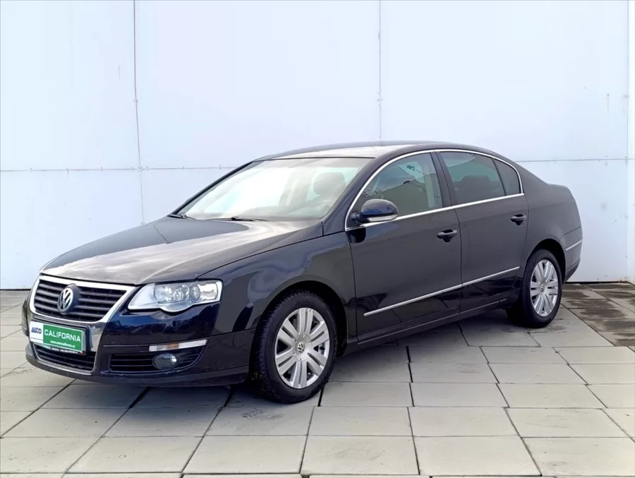 Volkswagen Passat 2,0 TDi Bi-xenon,Kůže,Tempomat
