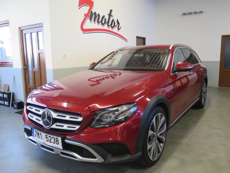 Mercedes-Benz Třídy E 220d,4M,All-Terrain,tažné, DPH